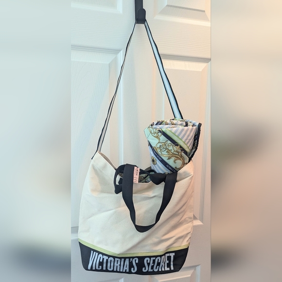 Victoria's Secret Handbags - Victoria's Secret Tote Cooler & Blanket Set